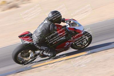 media/Nov-12-2023-SoCal Trackdays (Sun) [[5d1fba4e7d]]/Turn 9 Inside (1050am)/